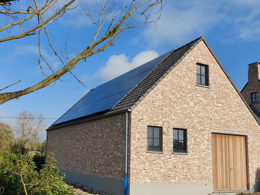 Zonnepanelen installatie